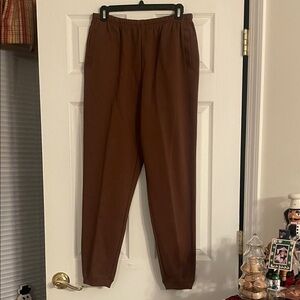 Women’s brown sweatpants